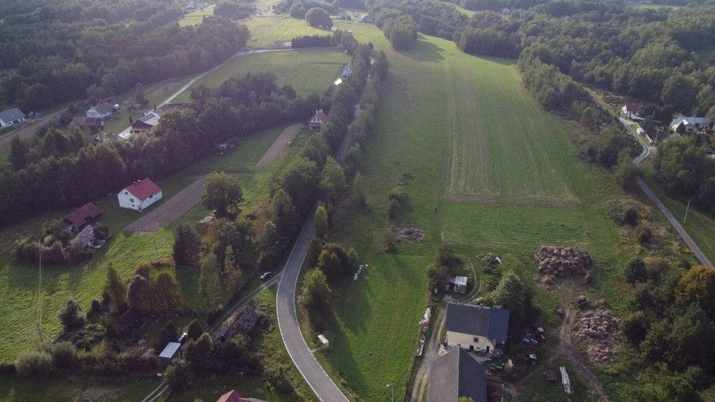 Łomna działka budowlana 10arów