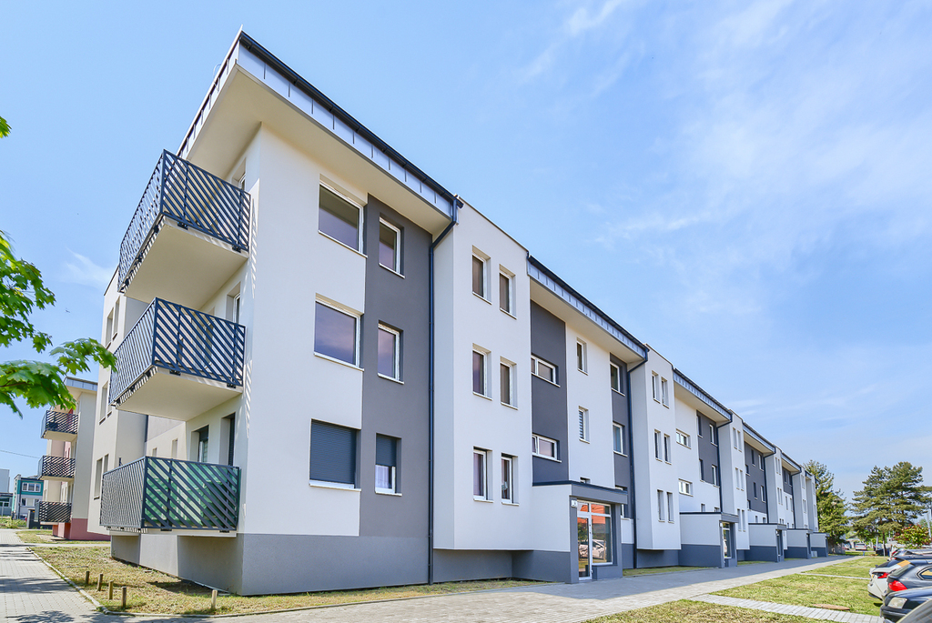 2 pokoje z oddzielną kuchnią i balkonem 49,28m2