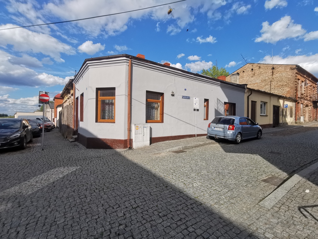 Dom – Przedbórz, Warszawska