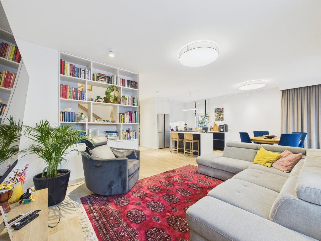 Dom – Kobyłka, ul. Truskawkowa