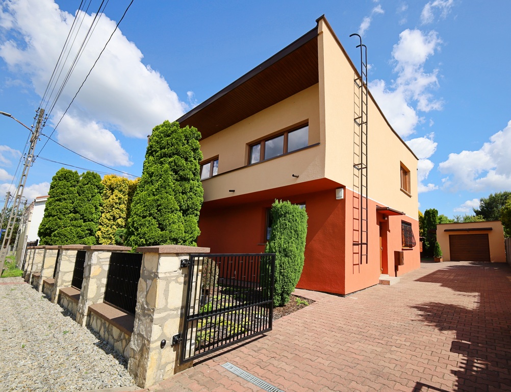 Lokal – Bytom, Stroszek, Łukowa