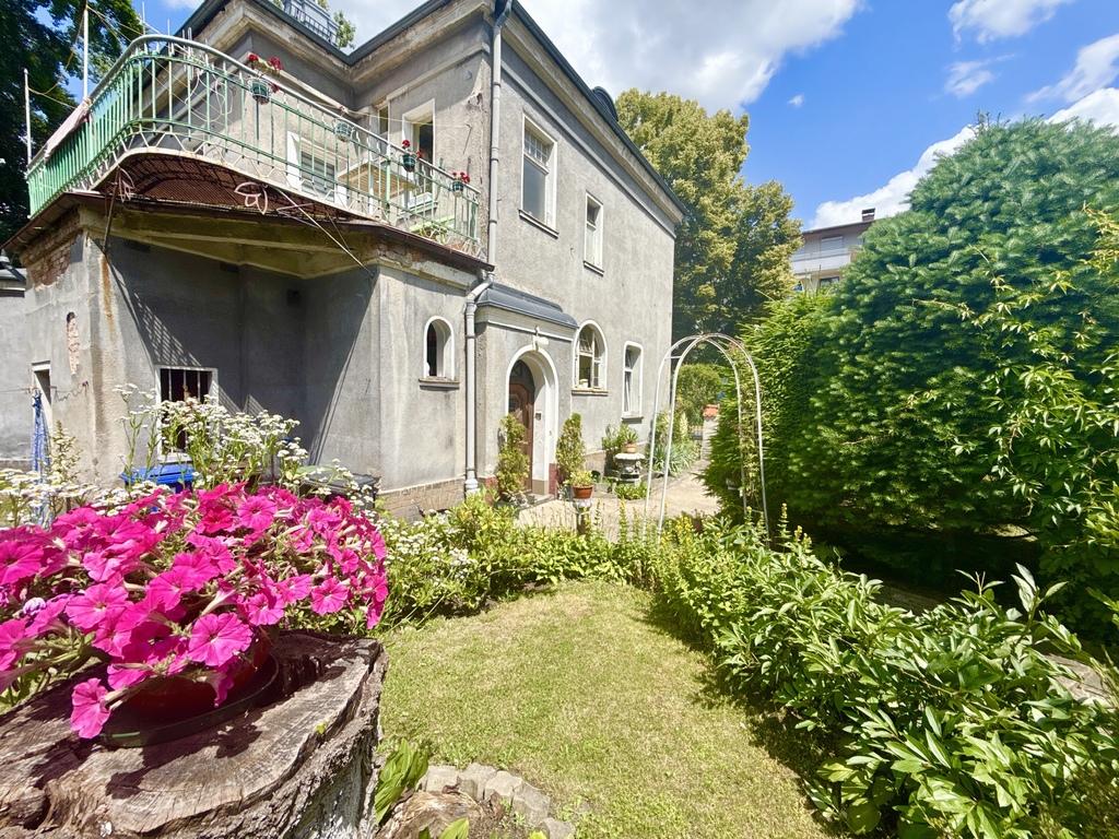 Dom – Jelenia Góra, ul. Jana Kochanowskiego