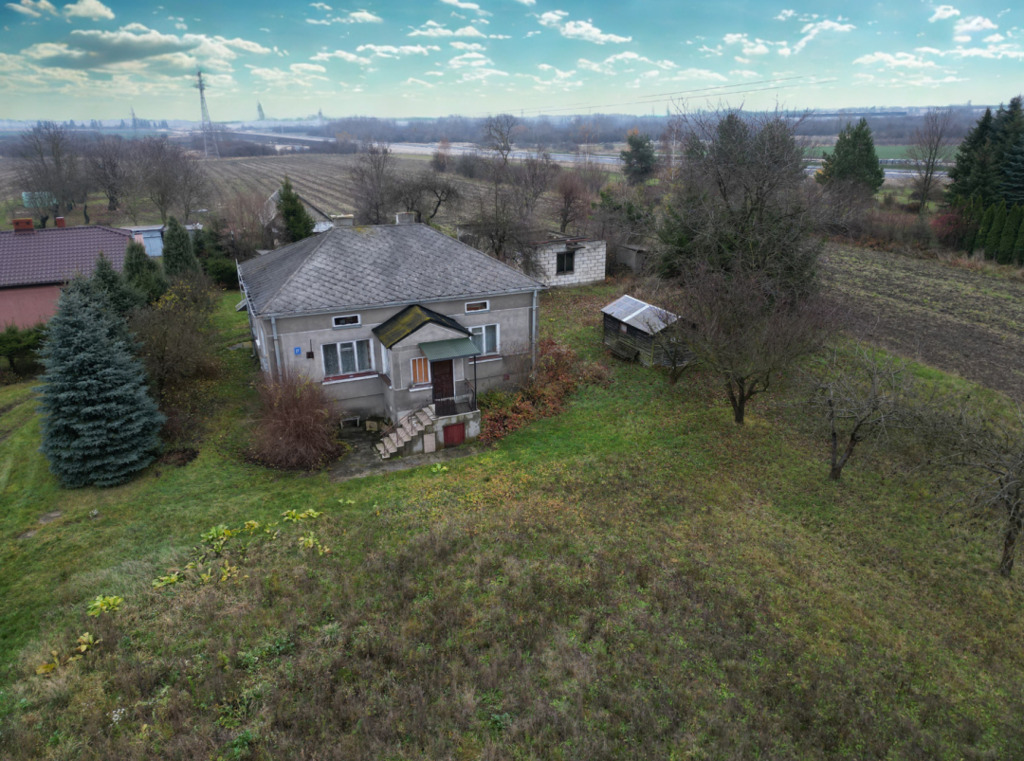 Dom – Okszów-Kolonia, ul. Morelowa