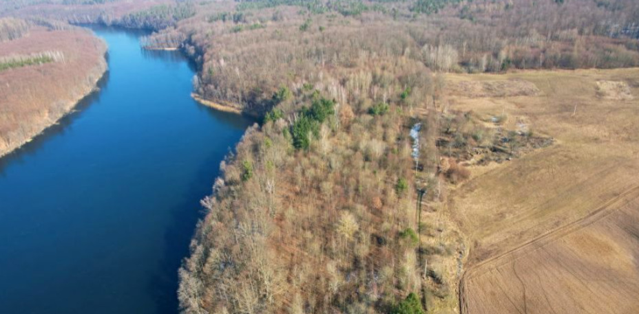 Na sprzedaż działka nad jeziorem Dołgie Wlk.