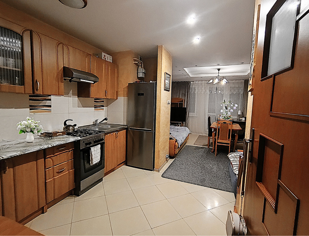 Kawalerka 36 m² na 1. piętrze–świetna lokalizacja