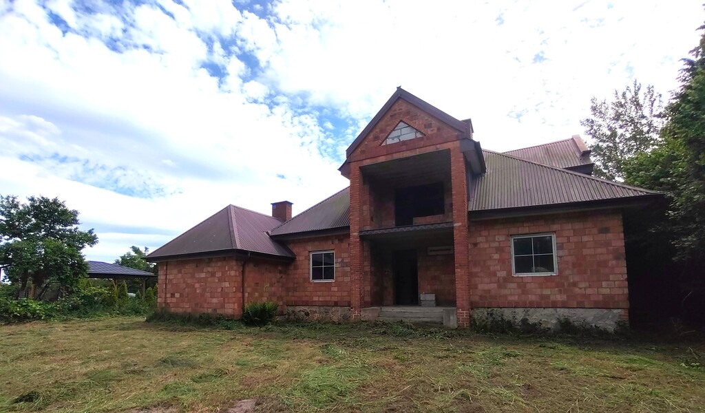 Działka z domem i drugą działką!