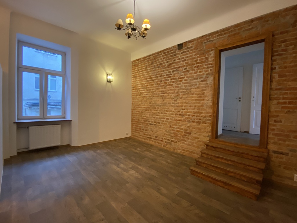 Prestiżowa lokalizacja! 65m2, 4 pok. Foksal 17