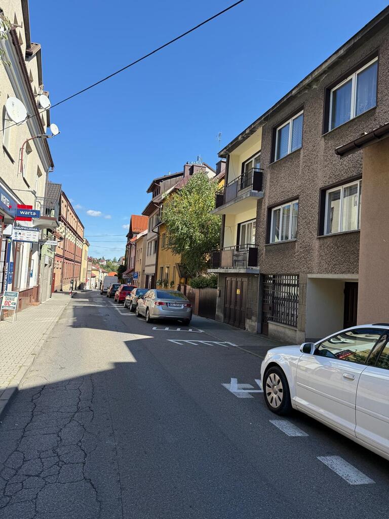 Bochnia centrum-mieszkanie z lokalem na sprzedaż