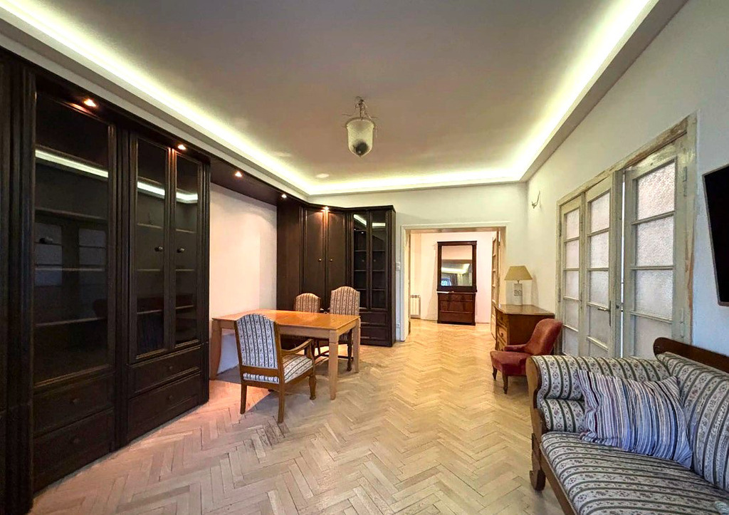 Mieszkanie, Samo centrum, 111m²  z parkingiem !!!