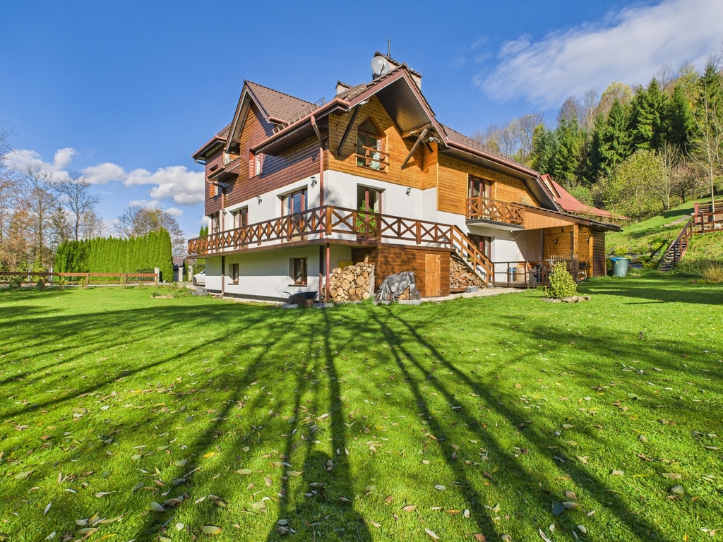 Luksusowy Pensjonat 409 m² z Pełnym Wyposażeniem