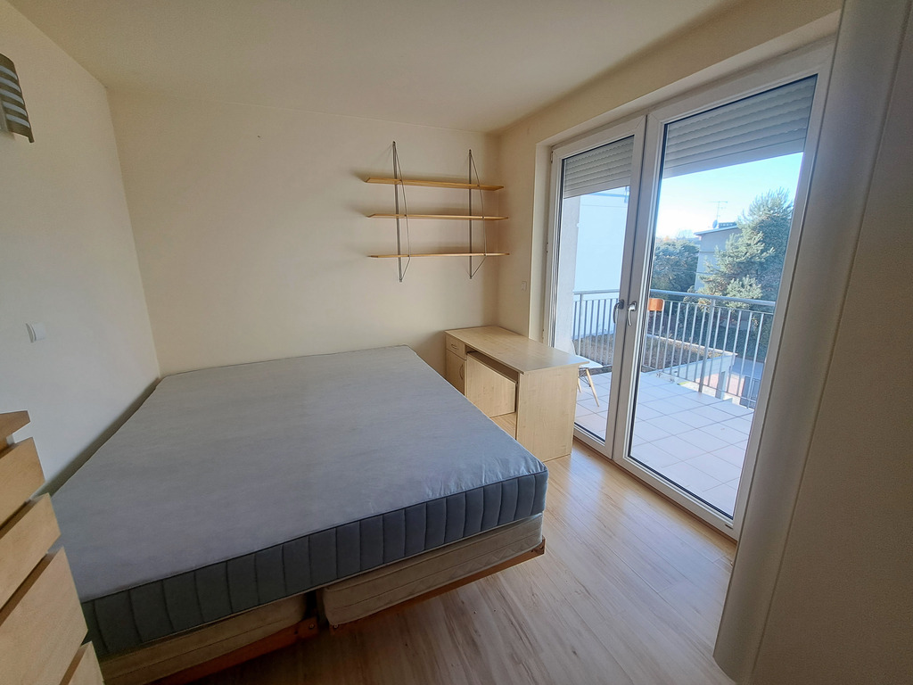 3 pokojowe, 2 tarasy, garaż ul Pszczelna