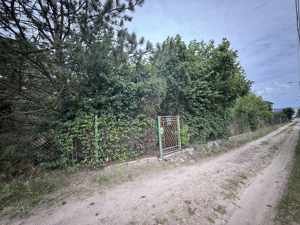 500 m2 z domkiem 50 m2