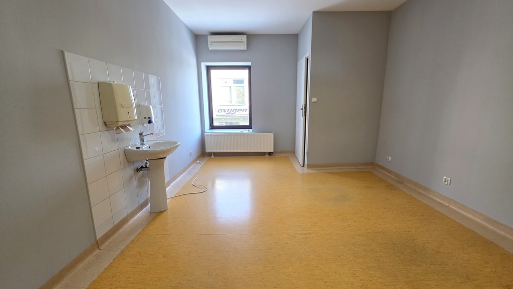 Lokal idealny na usługi medyczne kosmetyczne biuro