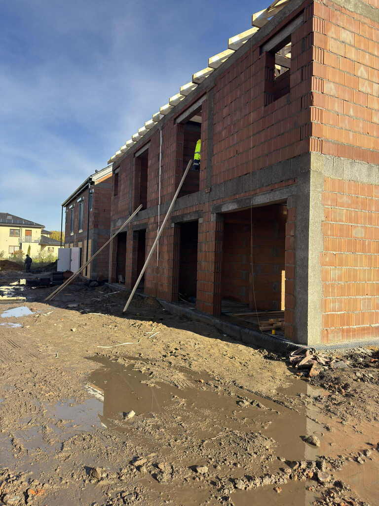 Dom 150m2 + ogród 125 m2 /smart home + klima/Iwiny