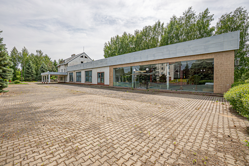 Grunt inwestycyjny zabudowa hotelowo-restauracyjna