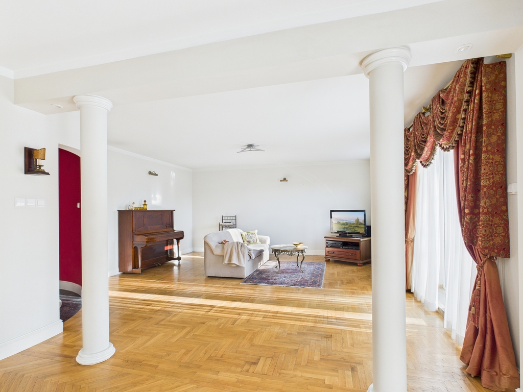 Luksus w centrum miasta. Natura tuż za tarasem.