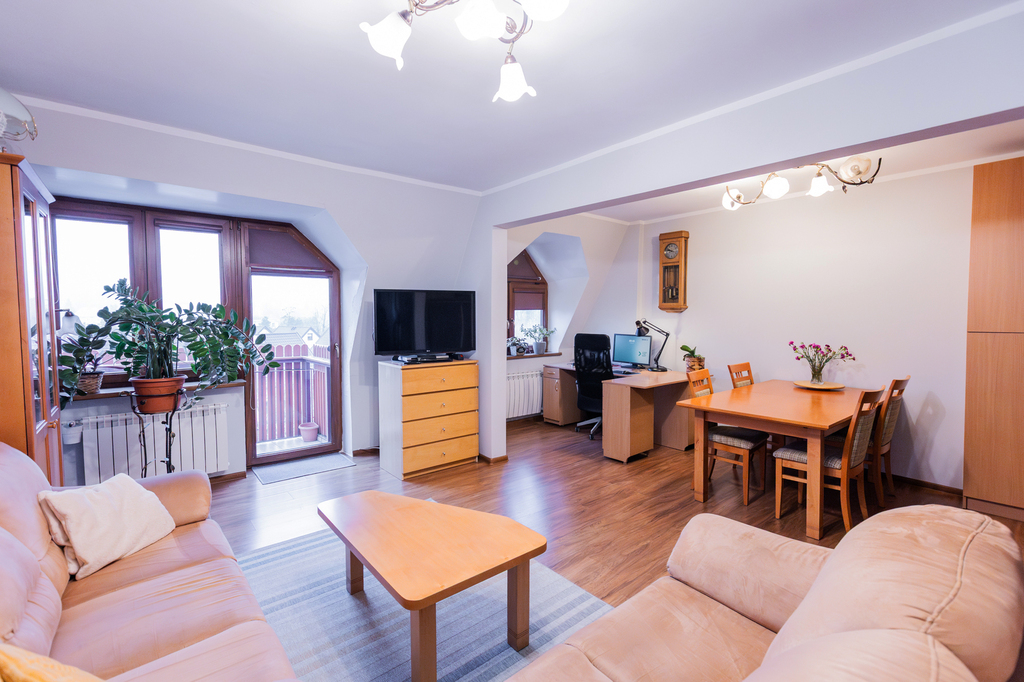 Przestronne mieszkanie w Świebodzicach - 102 m