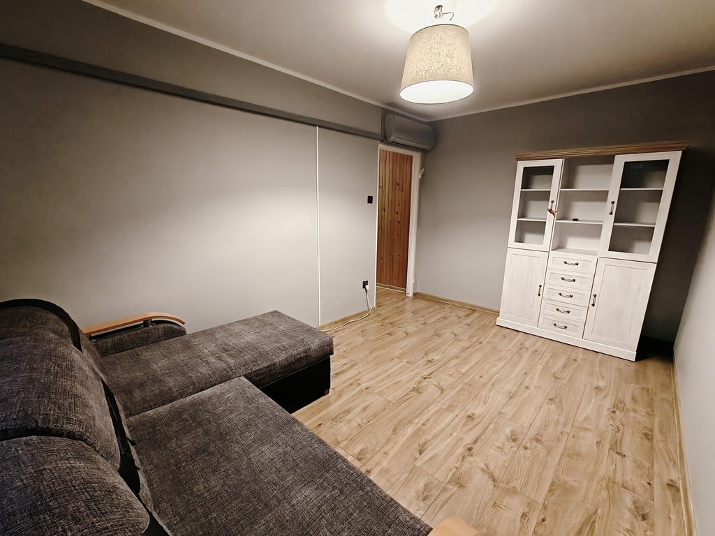 2-pokojowe mieszkanie z dużą piwnicą