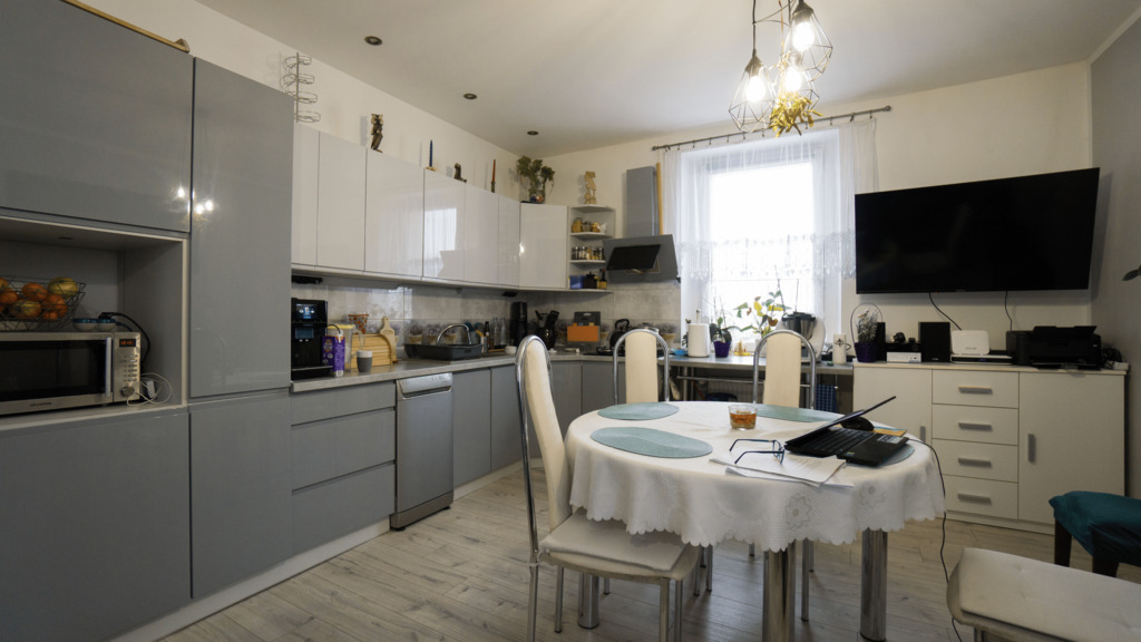 Mieszkanie z ogrodem i garażem Ścinawka Średnia