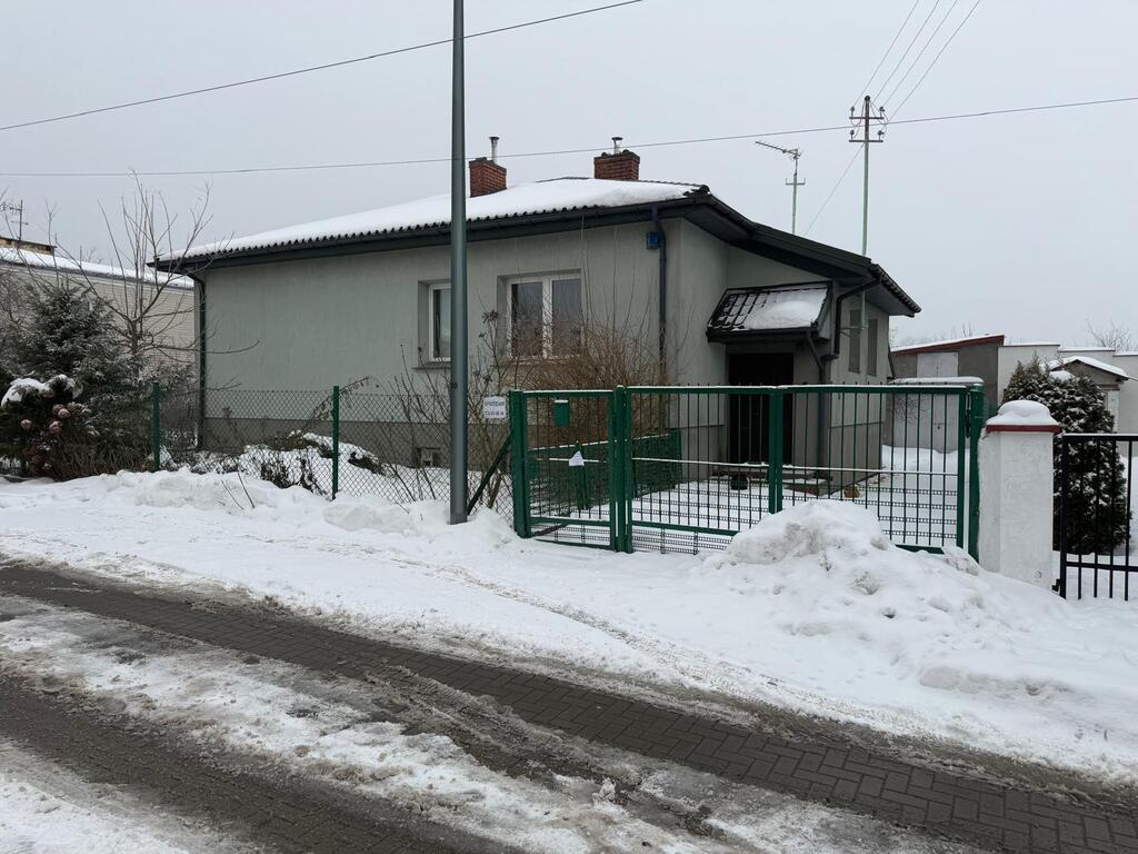 Dom  ok. 90m2. Świdnik oś. Żwirki i Wigury.