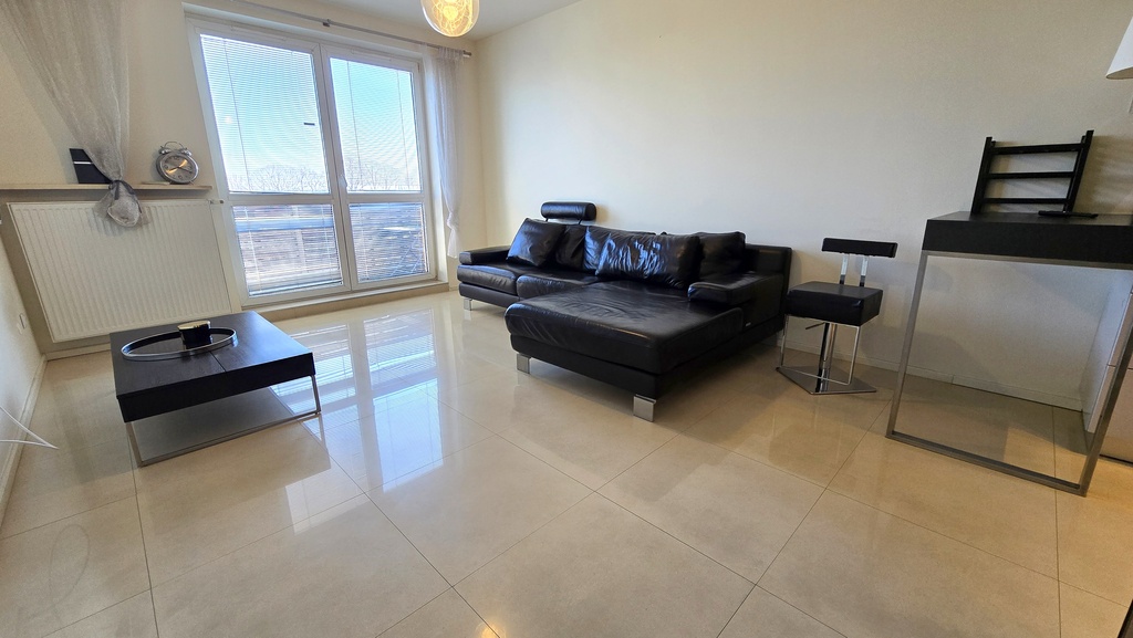 M3 Parkitka z dwiema klimatyzacjami