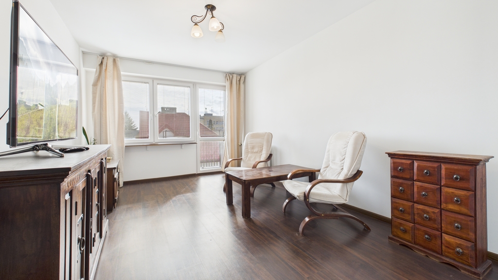 Mieszkanie 2 pok, 39m2 ul. Ukośna 1, os. Antoniuk