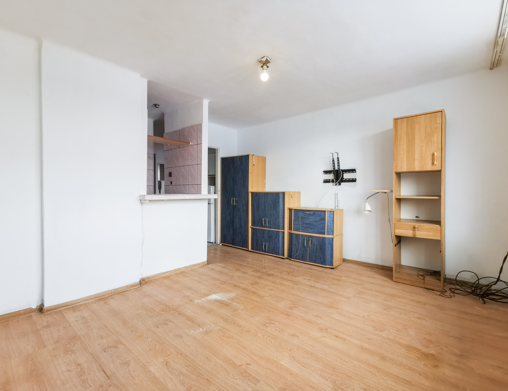 Funkcjonalna kawalerka na os. Dyrekcja, 2. piętro