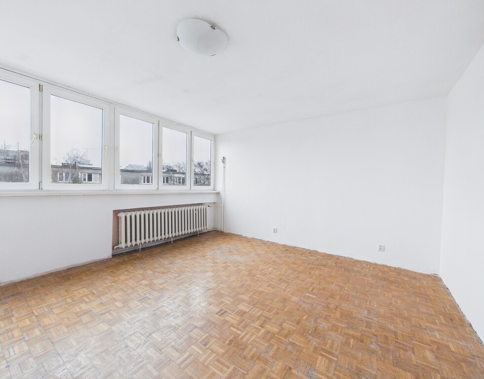 Mieszkanie / 54 m2 / 3 pokoje + balkon