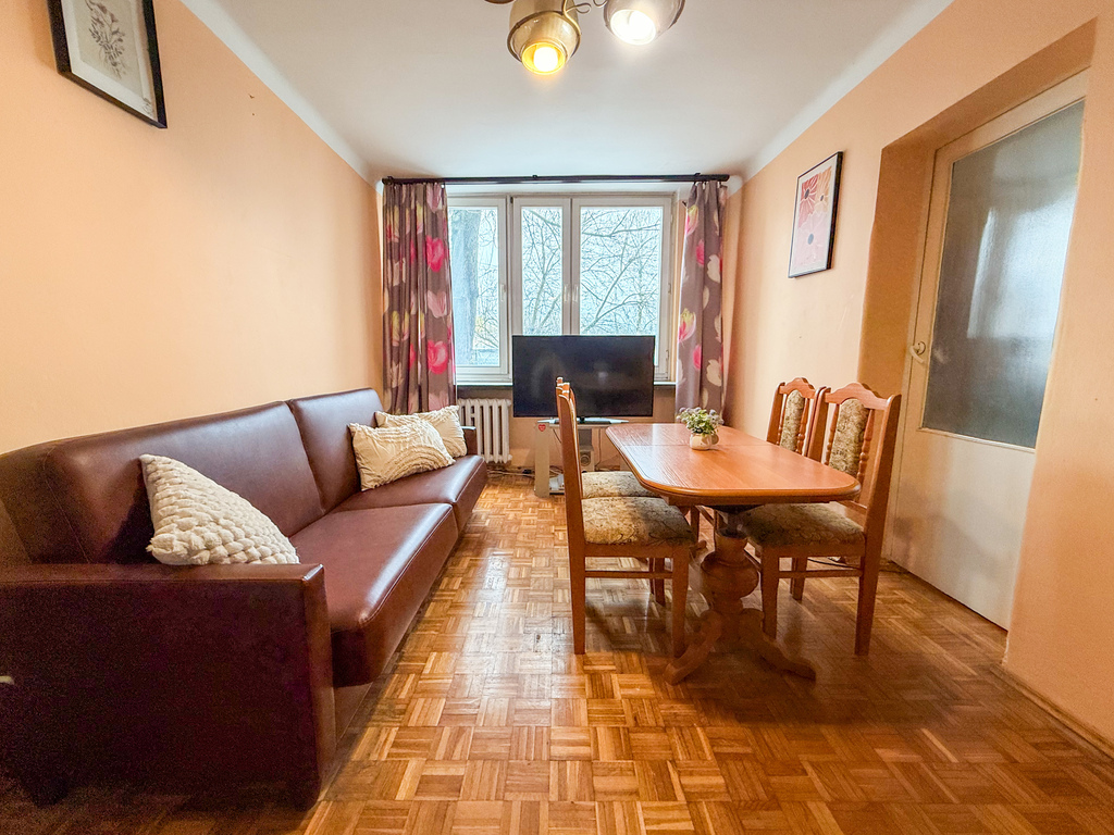 Mieszkanie na parterze 47m2 al. J. Piłsudskiego