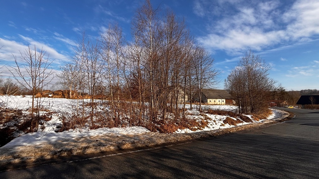 Łomna działka budowlana 10 arów