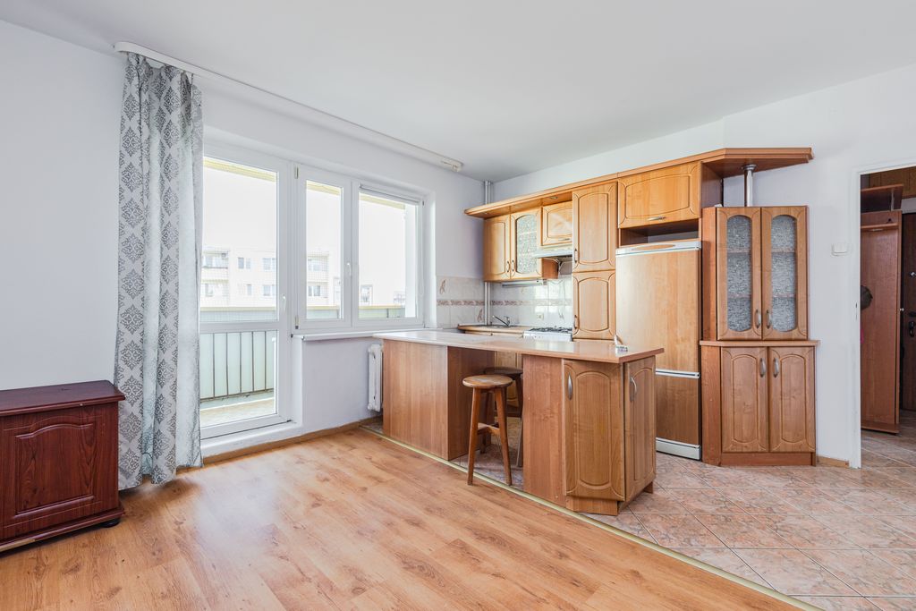 3pok*47mkw*ciche*piwnica+m.postoj*ul. Obr.Modlina