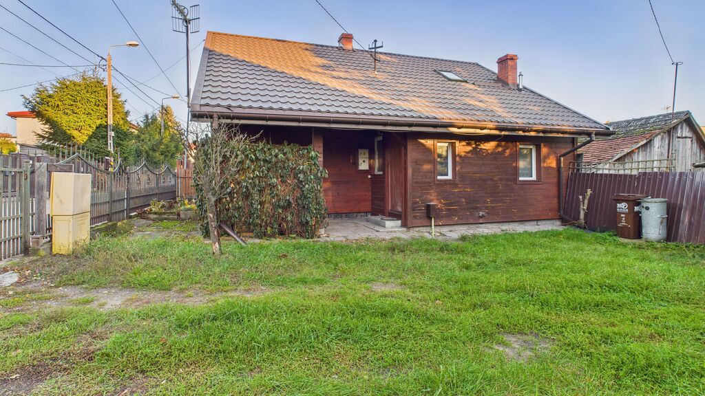 Dom z ogrodem na Wygodzie