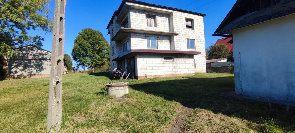 Sprzedam dom o powierzchni 200 mkw w Sitańcu.