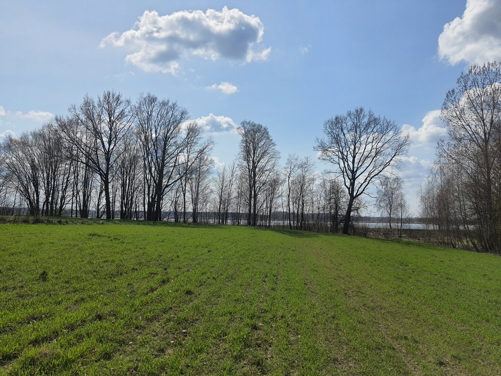 Unikatowa działka w Dolinie Tyśmienicy – 3816m²