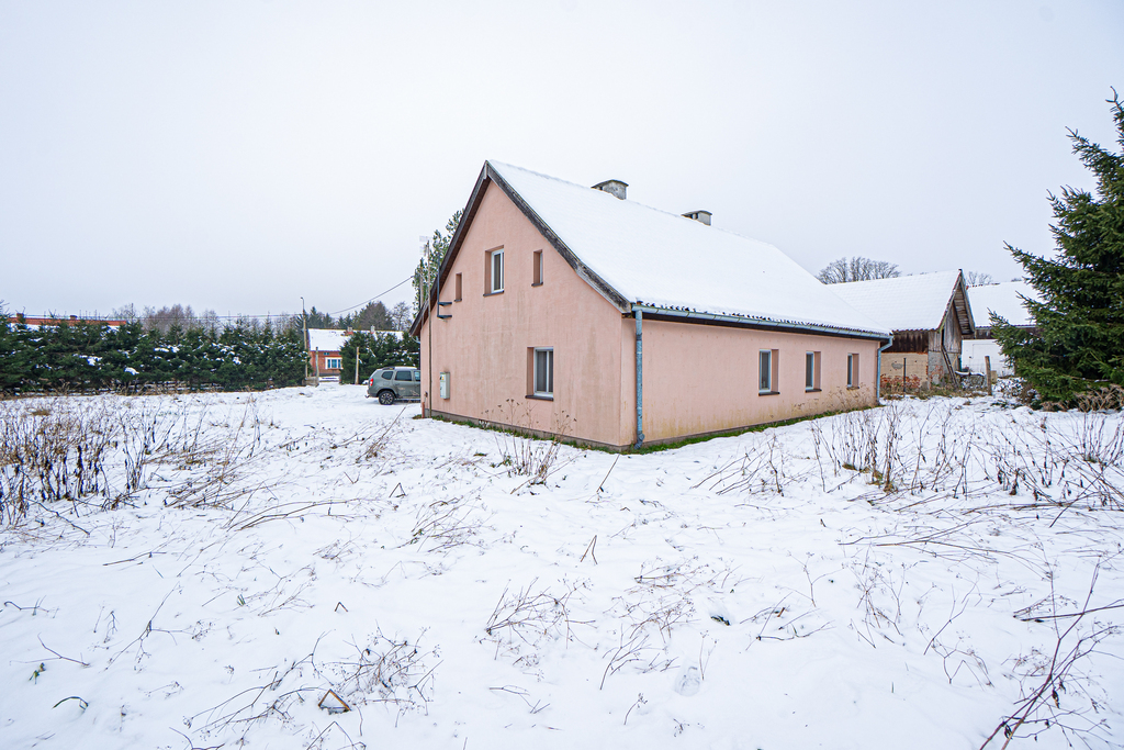 Duży dom w Błudowie