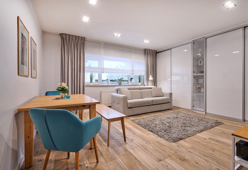 Atrakcyjne 2 pok. mieszkanie z garażem i ogrodem