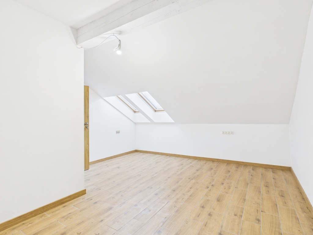 Lokal użytkowy na sprzedaż / 796 m2