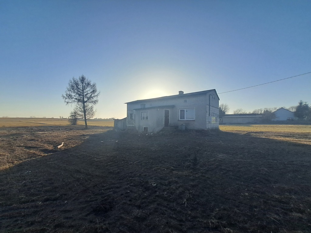 Duża, zabudowana działka z mediami Teodorów Wielki