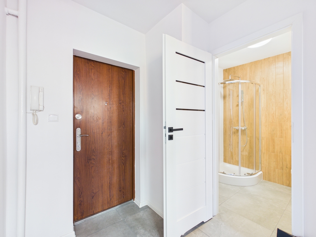 2 pokoje po remoncie | 38 m² | 8 piętro | Winda