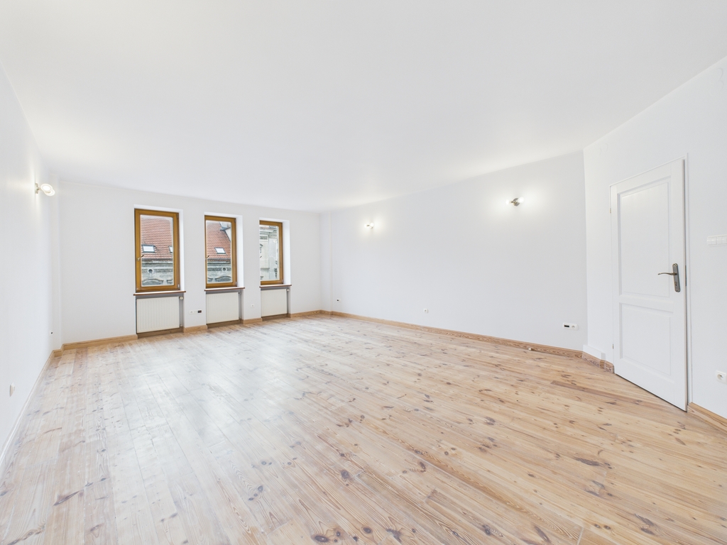 Mieszkanie 4 pokoje – centrum Legnicy, Tarninów