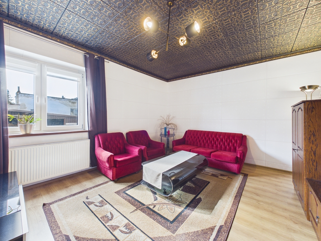 Dom wolnostojący na dużej działce w Przemkowie