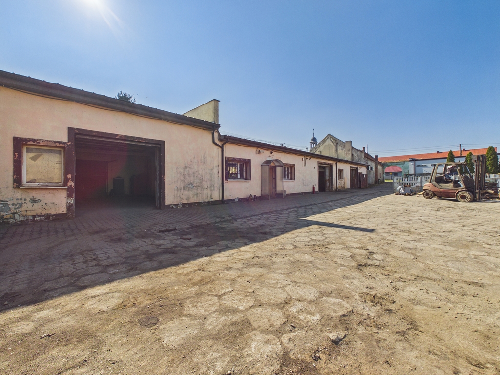 Kompleks budynków magazynowo-biurowych