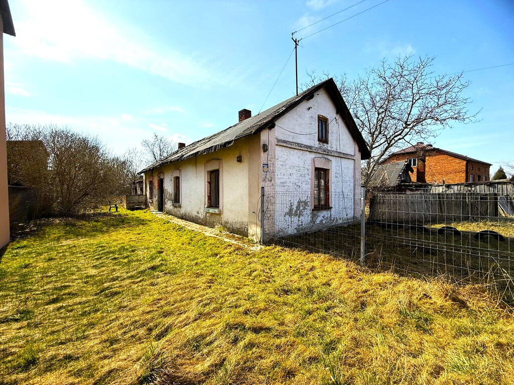 Duża działka z domem – Ładzice, ul. Wyzwolenia