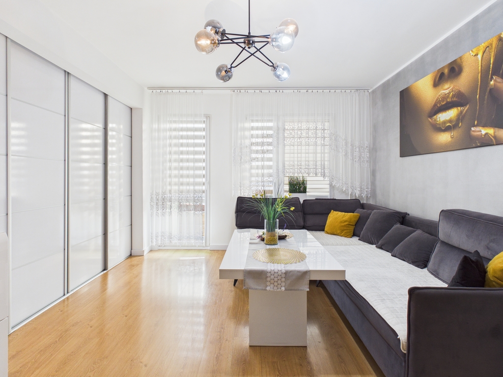 Piękne mieszkanie 4 pokojowe -PIEKARY B