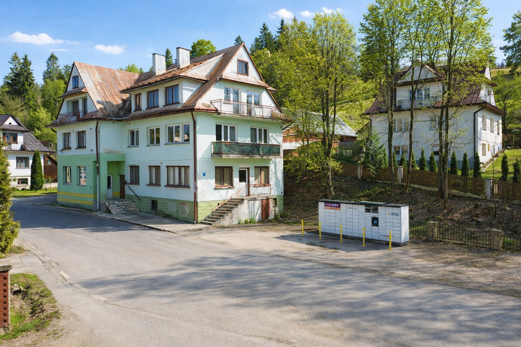 Budynek inwestycyjny Pyzówka – usługi + handel