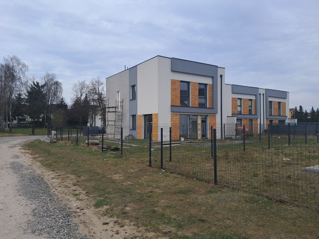 Apartament z ogródkiem i miejscem postojowym