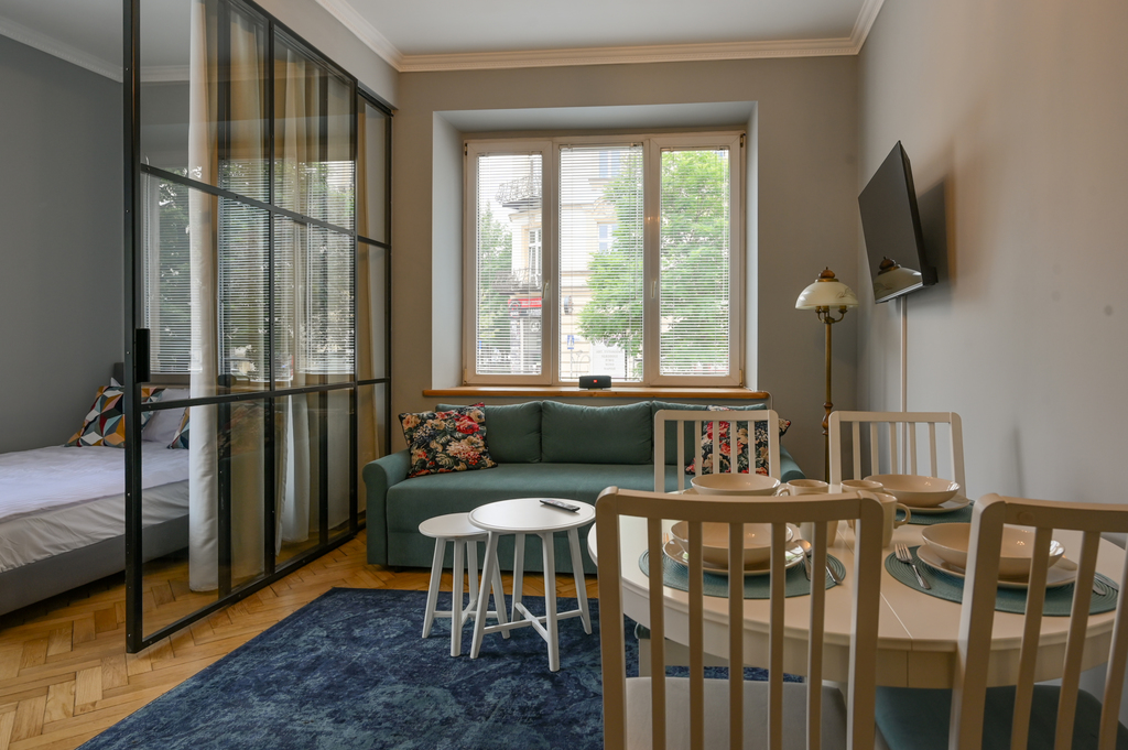 mieszkanie 38m2+10m2 piwnica ul Krowoderska,