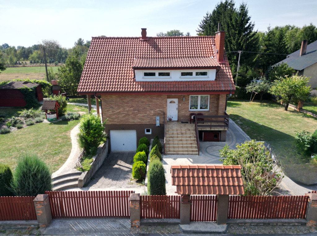 Dom z pompą ciepła i fotowoltaiką 20 km od Chełma!