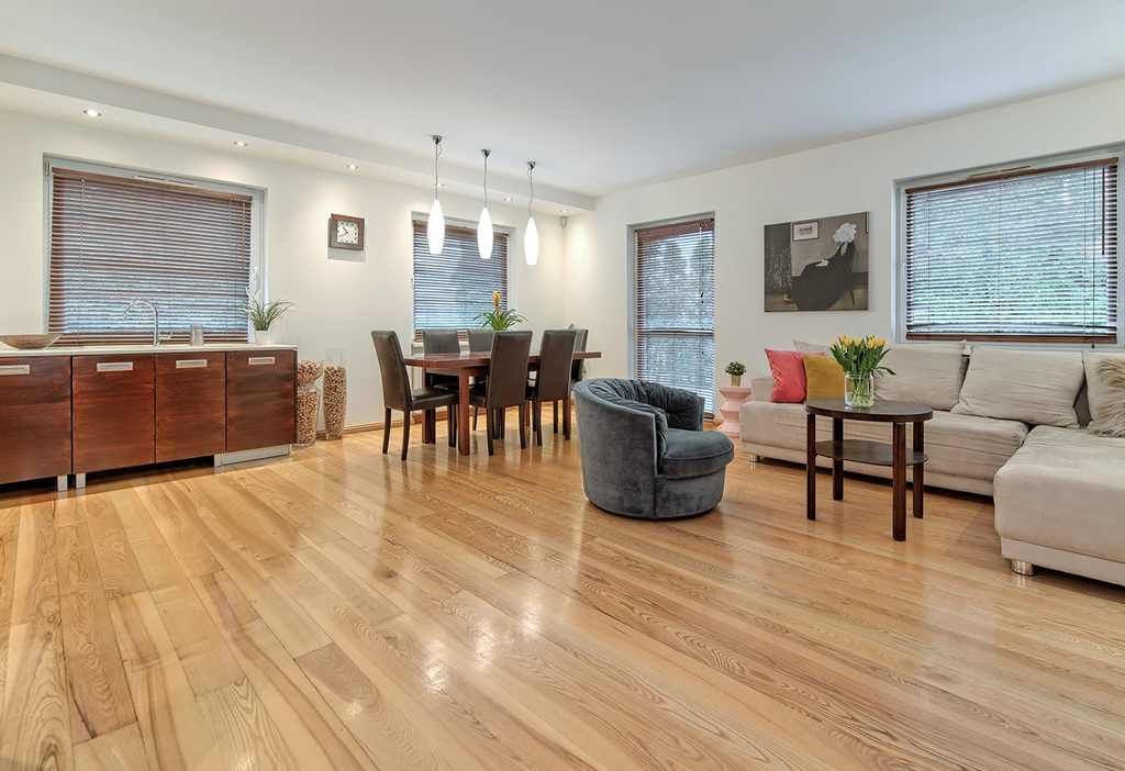 Tylko u Nas - 2 poziomowe 3 pok. z ogródkiem