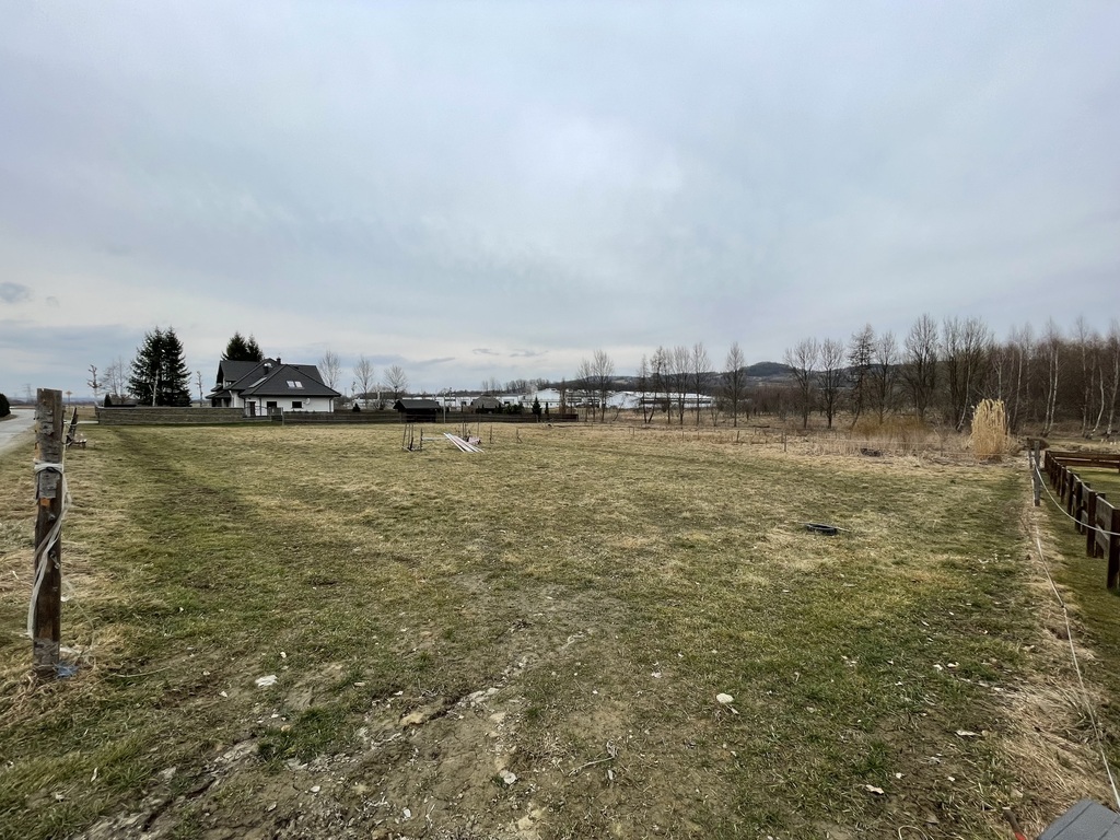 Atrakcyjna działka budowlano-usługowa w Korczynie